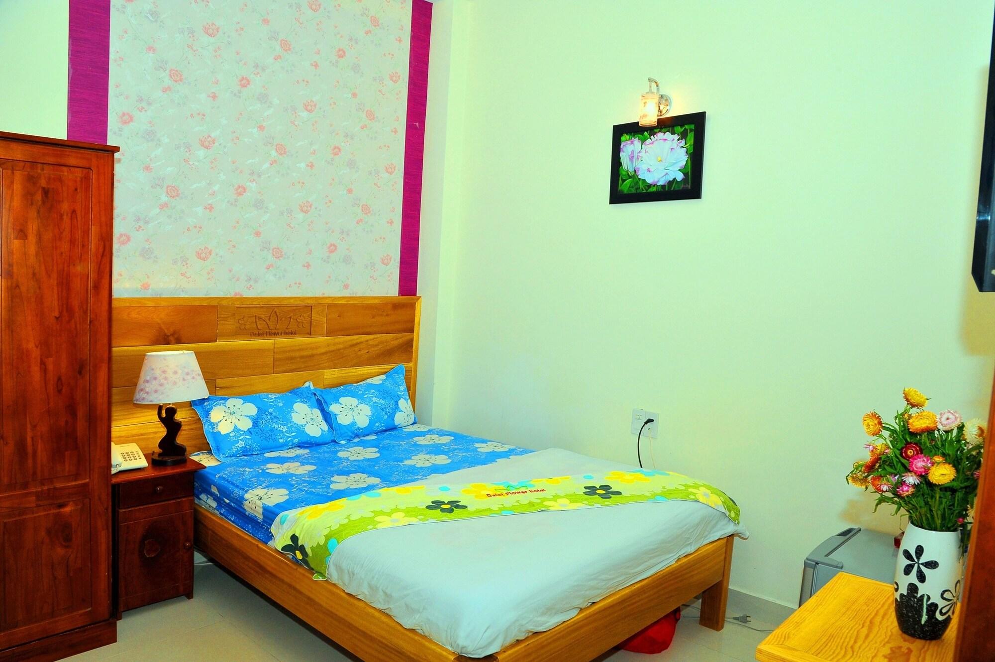 Dalat Flowery Hotel & Coffee Exterior foto