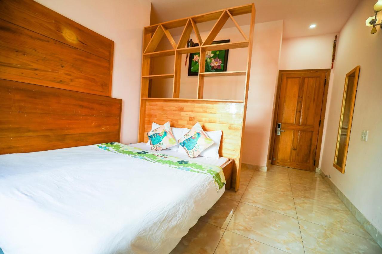 Dalat Flowery Hotel & Coffee Exterior foto
