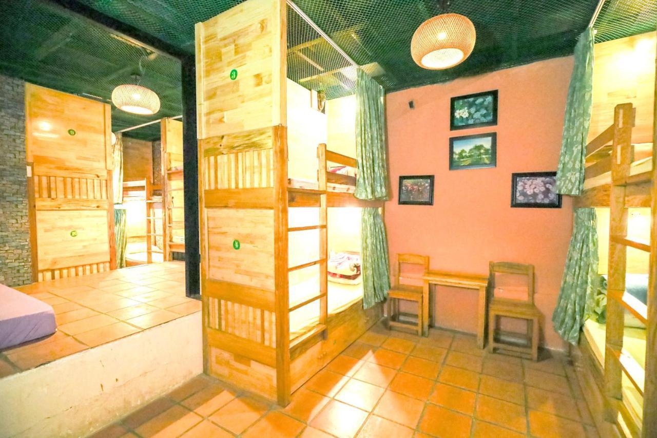 Dalat Flowery Hotel & Coffee Exterior foto